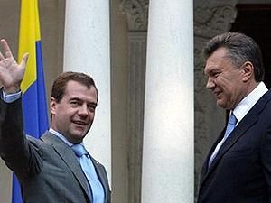 "Інтерфакс": Янукович і Медведєв в жовтні зустрінуться у Донецьку
