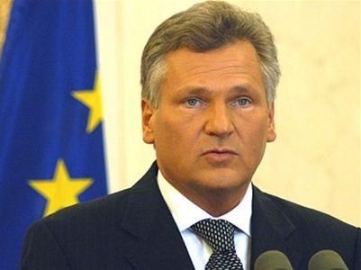 Экс-президента Польши Квасневского оперируют Экс-президента Польши Квасневского оперируют