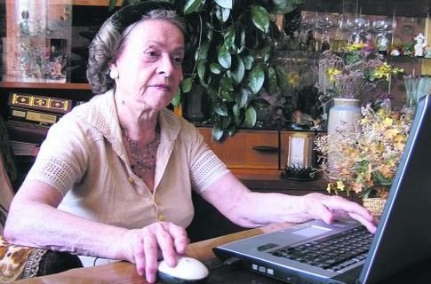 Украинские пенсионеры все активнее идут в интернет