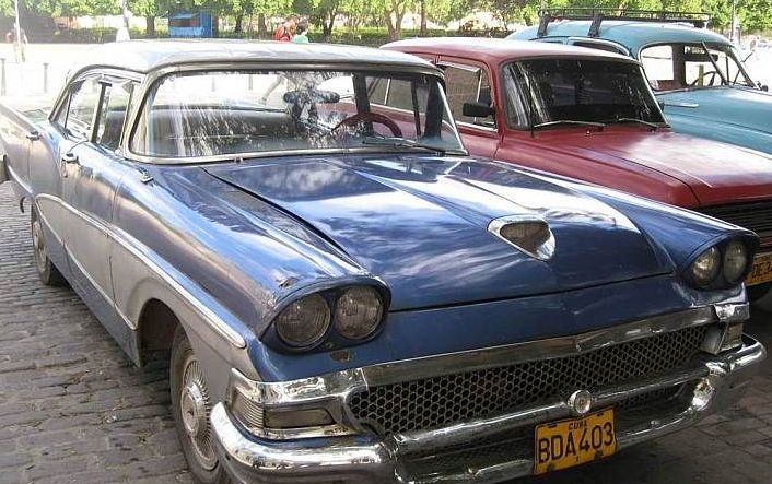 Кубинцям вперше з 1959 року дозволили продаж та купівлю авто