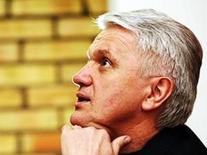Литвин не виключає декриміналізації статті, за якою судять Тимошенко Литвин не виключає декриміналізації статті, за якою судять Тимошенко