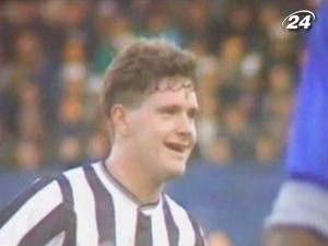 Пол Гаскойн - алкоголик и, несмотря на это, гениальный футболист Пол Гаскойн - алкоголик и, несмотря на это, гениальный футболист