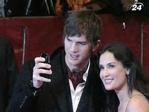 Деми Мур и Эштон Катчер расстаются за супружеской измены Деми Мур и Эштон Катчер расстаются за супружеской измены