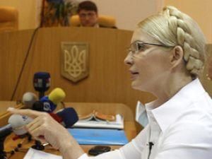 Тимошенко: Янукович и Азаров сдают Украину