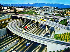 В Британии задумались над повышением максимальной скорости на автострадах