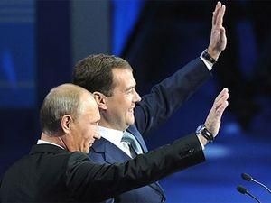 Медведєв: Путін в даний час є найавторитетнішим політиком в Росії