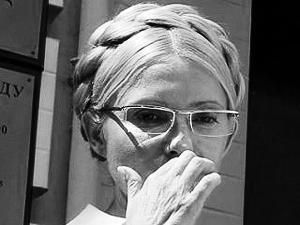 Тимошенко просить час до понеділка для підготовки останнього слова Тимошенко просить час до понеділка для підготовки останнього слова