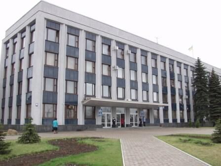В Луганске общественный деятель откусил палец охраннику горсовета