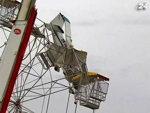 В Австралії легкомоторний літак врізався в оглядове колесо В Австралії легкомоторний літак врізався в оглядове колесо