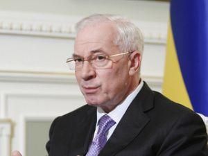 Азаров рассказал, как бороться с проституцией Азаров рассказал, как бороться с проституцией