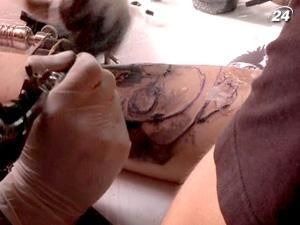 В Запорожье проходит Всеукраинский фестиваль татуировщиков