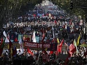 Португалія: 200000 людей протестували проти жорсткої економії