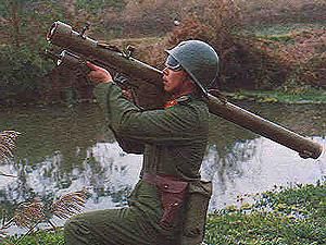 НАТО: Зі складів у Лівії викрали 10 тисяч переносних ракетних установок НАТО: Зі складів у Лівії викрали 10 тисяч переносних ракетних установок