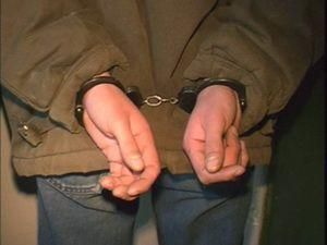 За взятку мэр крымского поселка сядет на 5 лет. За взятку мэр крымского поселка сядет на 5 лет.