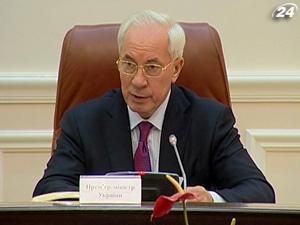 Азаров пообещал сделать хорошо на зерновом рынке Азаров пообещал сделать хорошо на зерновом рынке