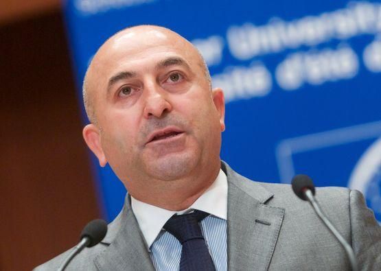 Лідер ПАРЄ передав слова підтримки Тимошенко через її доньку Лідер ПАРЄ передав слова підтримки Тимошенко через її доньку