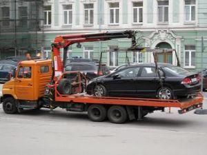 У Києві вивозитимуть припарковані авто