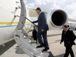 Янукович летит в Грецию