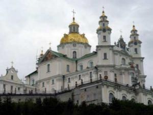 "Регионалы" хотят передать Почаевскую Лавру Московскому патриархату