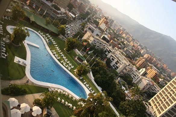 Уго Чавес хоче віддати фешенебельні курорти народу Уго Чавес хоче віддати фешенебельні курорти народу