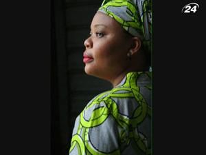 Нобелевскую премию мира вручили трем женщинам Нобелевскую премию мира вручили трем женщинам