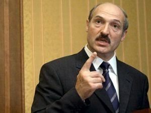 Лукашенко: Я собі на хліб зароблю
