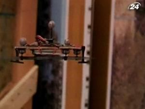 Летающим роботом можно управлять с помощью мыслей Летающим роботом можно управлять с помощью мыслей