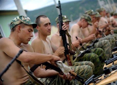 На Рівненщині солдат вистрілив собі в око холостим набоєм На Рівненщині солдат вистрілив собі в око холостим набоєм