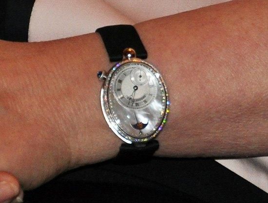 Жена Януковича расстроилась из-за публикаций в прессе о ней Жена Януковича расстроилась из-за публикаций в прессе о ней