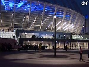 НСК "Олимпийский" торжественно откроют через несколько часов НСК "Олимпийский" торжественно откроют через несколько часов