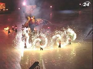 У столиці урочисто відкрили оновлений НСК "Олімпійський" У столиці урочисто відкрили оновлений НСК "Олімпійський"