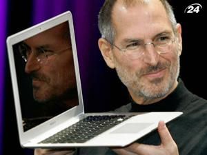 Тема тижня: Засновник корпорації Apple Стів Джобс помер у віці 56 років