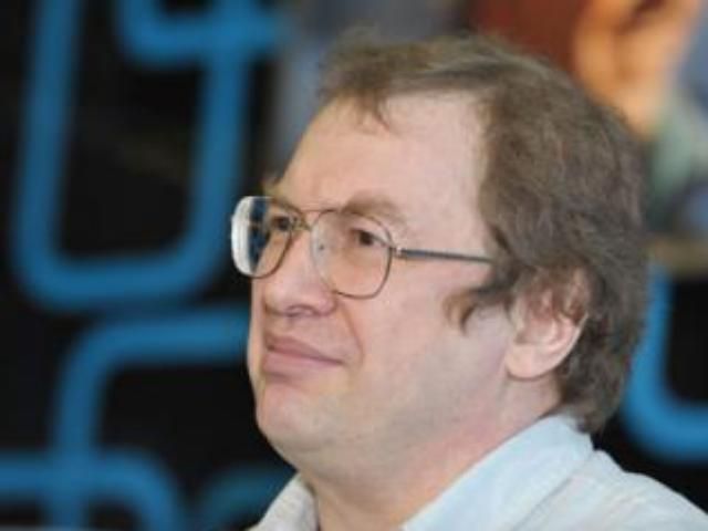 Мавроді задоволений рекламою "МММ" від Азарова Мавроді задоволений рекламою "МММ" від Азарова