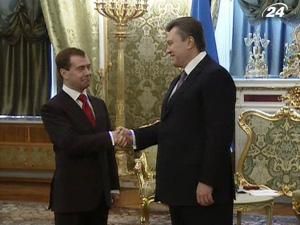 Янукович: У нас равноправные отношения с Россией