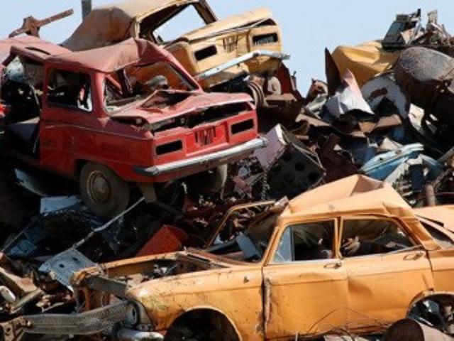 Сдавать металлолом будут без налогов Сдавать металлолом будут без налогов