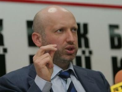 Турчинов: Партия регионов завербовала на завтра несколько тысяч человек - 10 жовтня 2011 - Телеканал новин 24 Турчинов: Партия регионов завербовала на завтра несколько тысяч человек - 10 жовтня 2011 - Телеканал новин 24