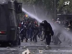 У Сантьяго відбулися сутички індіанців з поліцією У Сантьяго відбулися сутички індіанців з поліцією