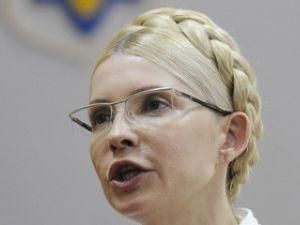 Суд визнав Тимошенко винною і присудив 7 років позбавлення волі