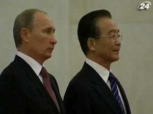 Прем’єр-міністр РФ Путін зустрівся китайським колегою Цзябао
