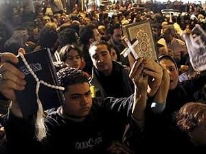 В Египте отрицают использование огнестрельного оружия для разгона демонстрантов В Египте отрицают использование огнестрельного оружия для разгона демонстрантов