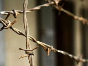 Тимошенко у в’язниці вчить хорошого ув’язнених Тимошенко у в’язниці вчить хорошого ув’язнених