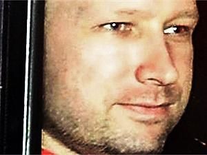 Брейвіка переведуть з "одиночки" у загальну камеру Брейвіка переведуть з "одиночки" у загальну камеру