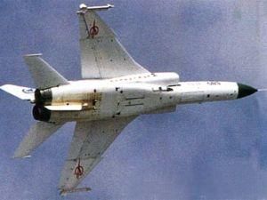 У Китаї розбився винищувач, пілот встиг катапультуватися У Китаї розбився винищувач, пілот встиг катапультуватися