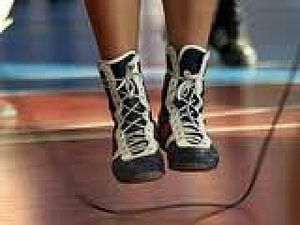 Японка встановила рекорд у стрибках на скакалці Японка встановила рекорд у стрибках на скакалці