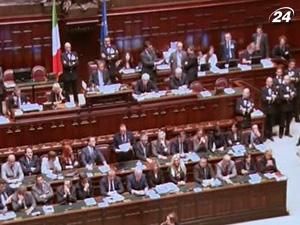 Парламент Італії висловив вотум довіри уряду Берлусконі