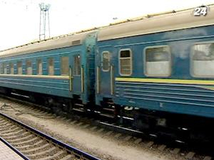 "Укрзализныця" заменит деревянные шпалы на путях на железобетонные