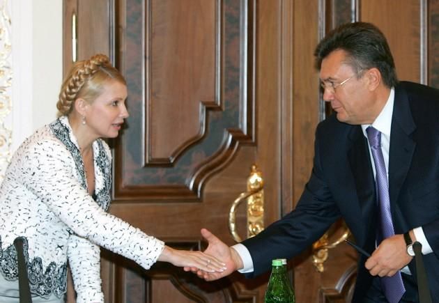 Британські ЗМІ: Янукович недалека посередність, однак і Тимошенко не видатний діяч