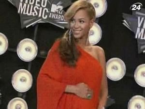 Бейонсе выпустит линию сексуальной одежды для беременных Бейонсе выпустит линию сексуальной одежды для беременных