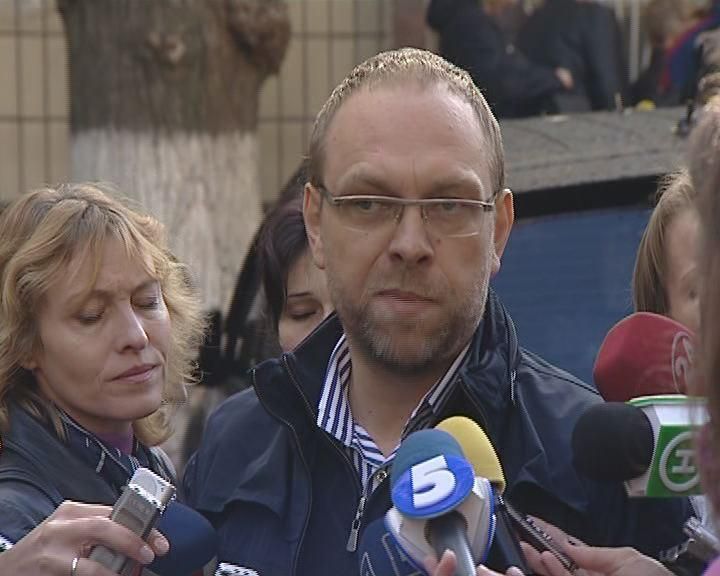 Тимошенко намагалися допитати по новій справі у СІЗО Тимошенко намагалися допитати по новій справі у СІЗО