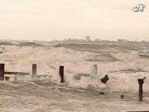На Крым надвигается шторм: ливни со снегом и сильный ветер На Крым надвигается шторм: ливни со снегом и сильный ветер